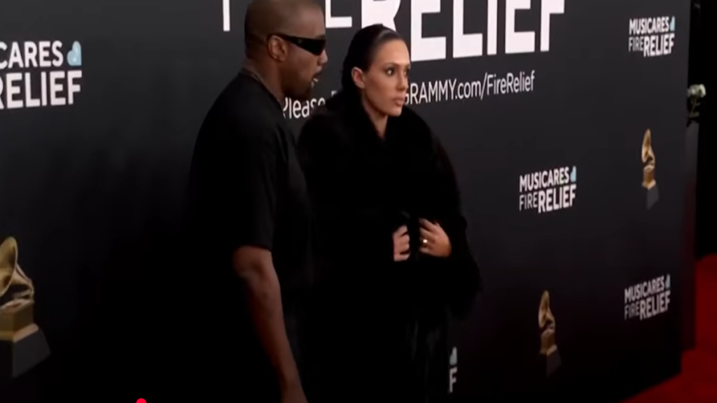 Bianca Censori Grammys 2025